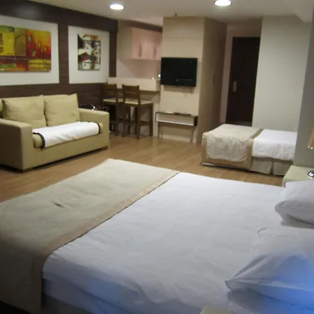 Derpa Hotel 4*