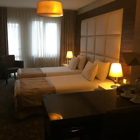 Derpa Hotel 4*