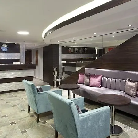 Hotel Derpa 4*
