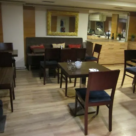 Derpa Hotel